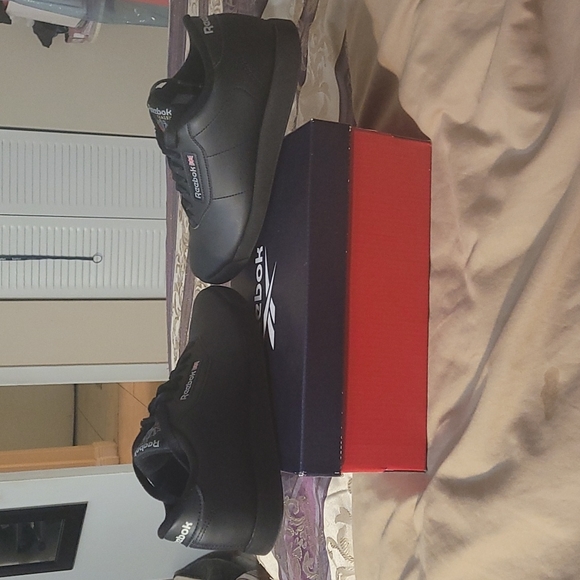 Reebok black Women's "Princess" athletic shoes size 7.5 - Picture 7 of 12